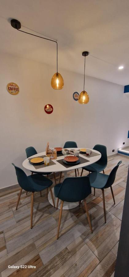 Blumon Guest House نابولي المظهر الخارجي الصورة