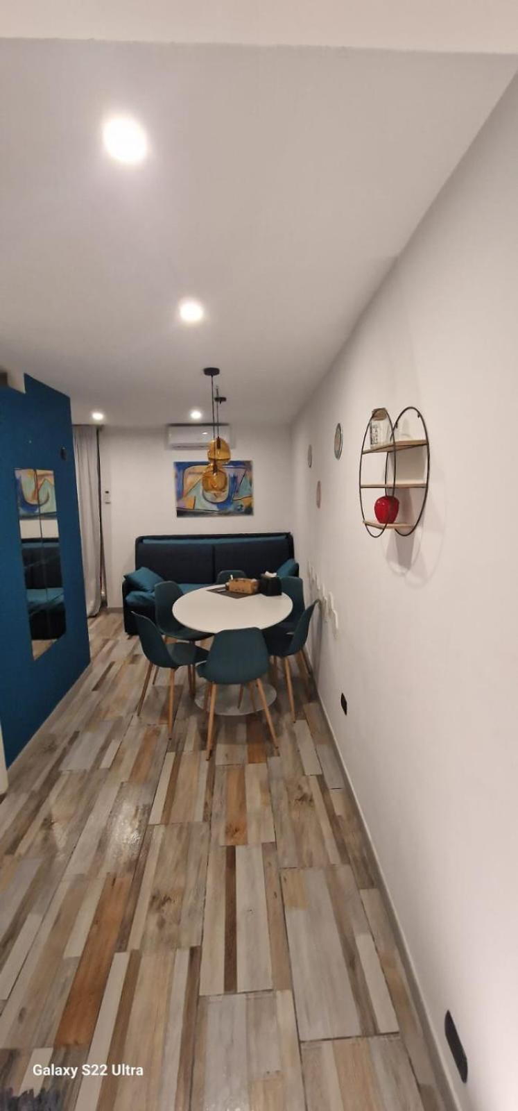 Blumon Guest House نابولي المظهر الخارجي الصورة